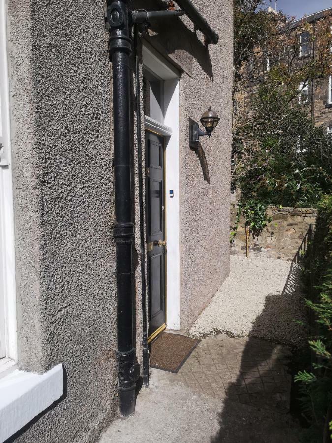 Traditional 3 Bedroom Quiet Duplex Flat By High St, Trams And Buses - Just 1-5 Miles To Centre EDI Kültér fotó